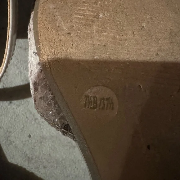 Sole Society Snakeskin Patterned Women's Shoes - Picture 4 of 4